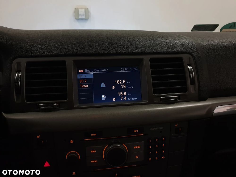 Opel Vectra 1.9 CDTI Cosmo - 18