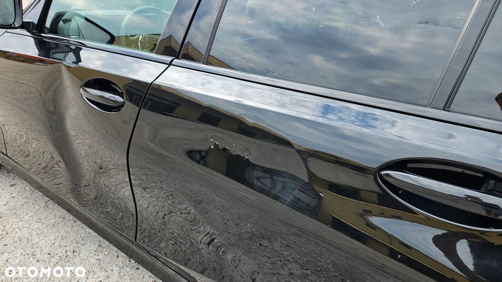 BMW Seria 3 318i - 9