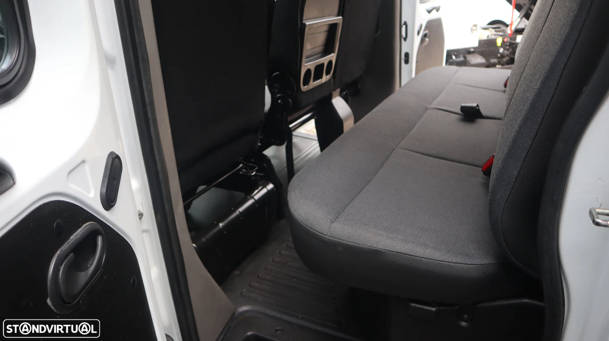 Renault Master 2.3 dCi 130 Cabine Dupla - 12