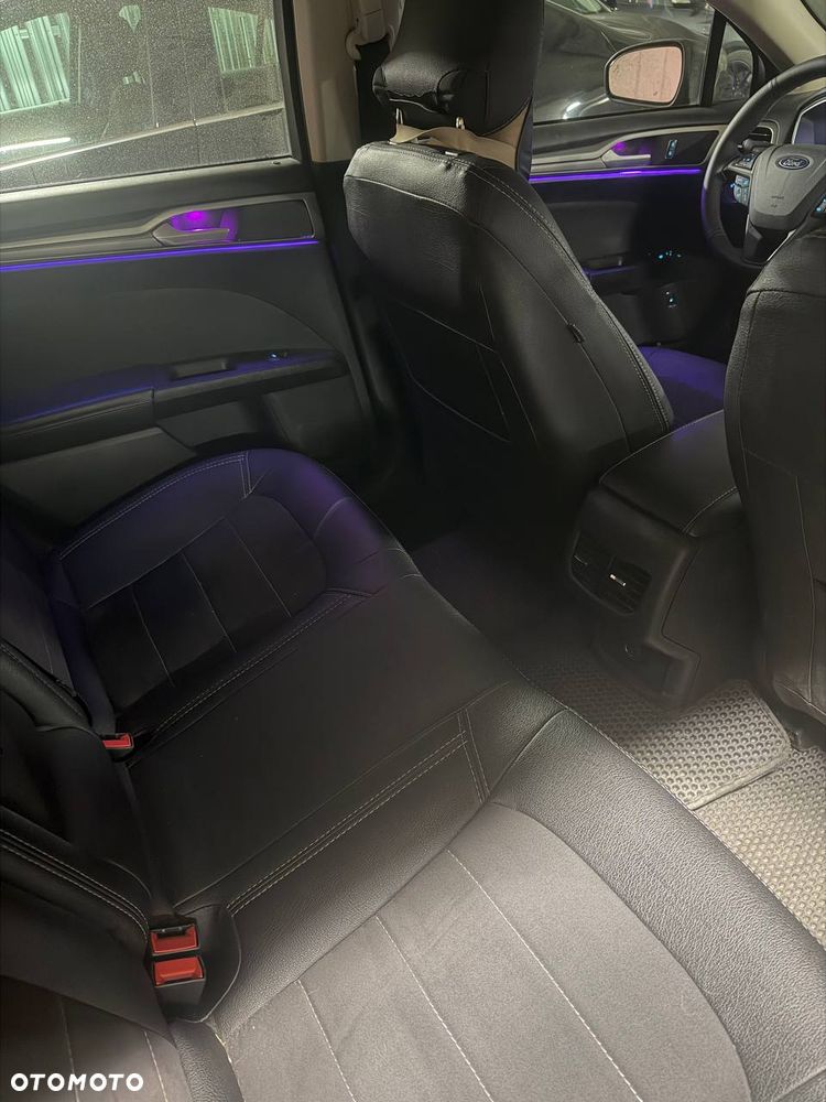 Ford Mondeo - 7