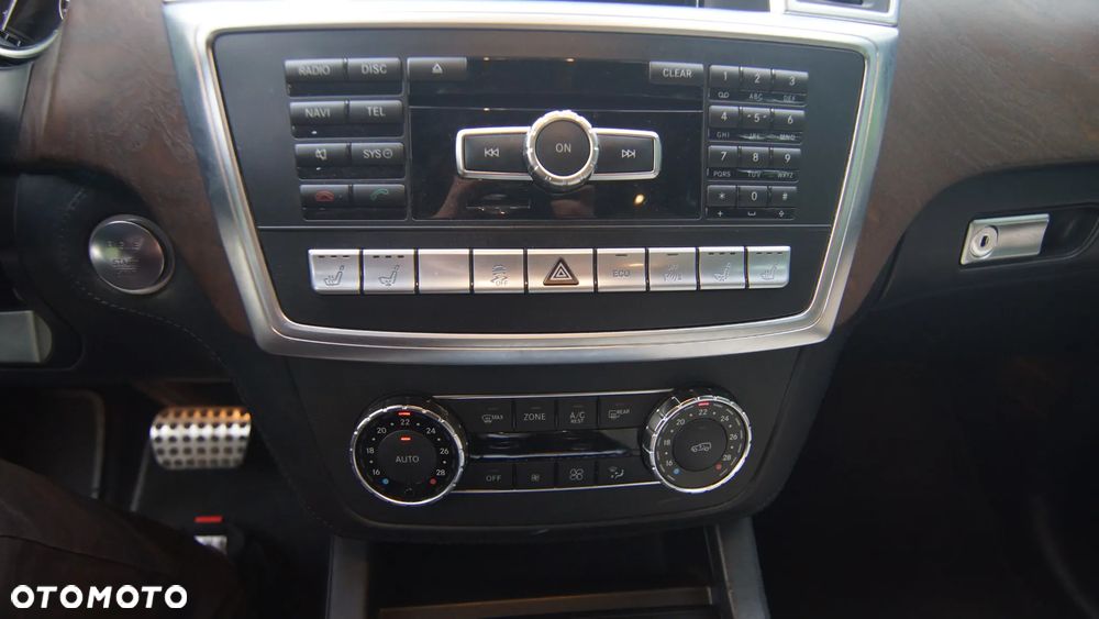 Mercedes-Benz ML - 15