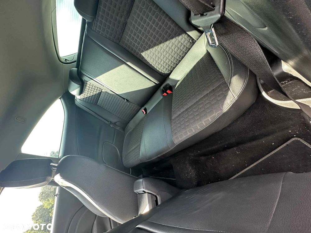 Opel Astra 1.4 T Sport - 13