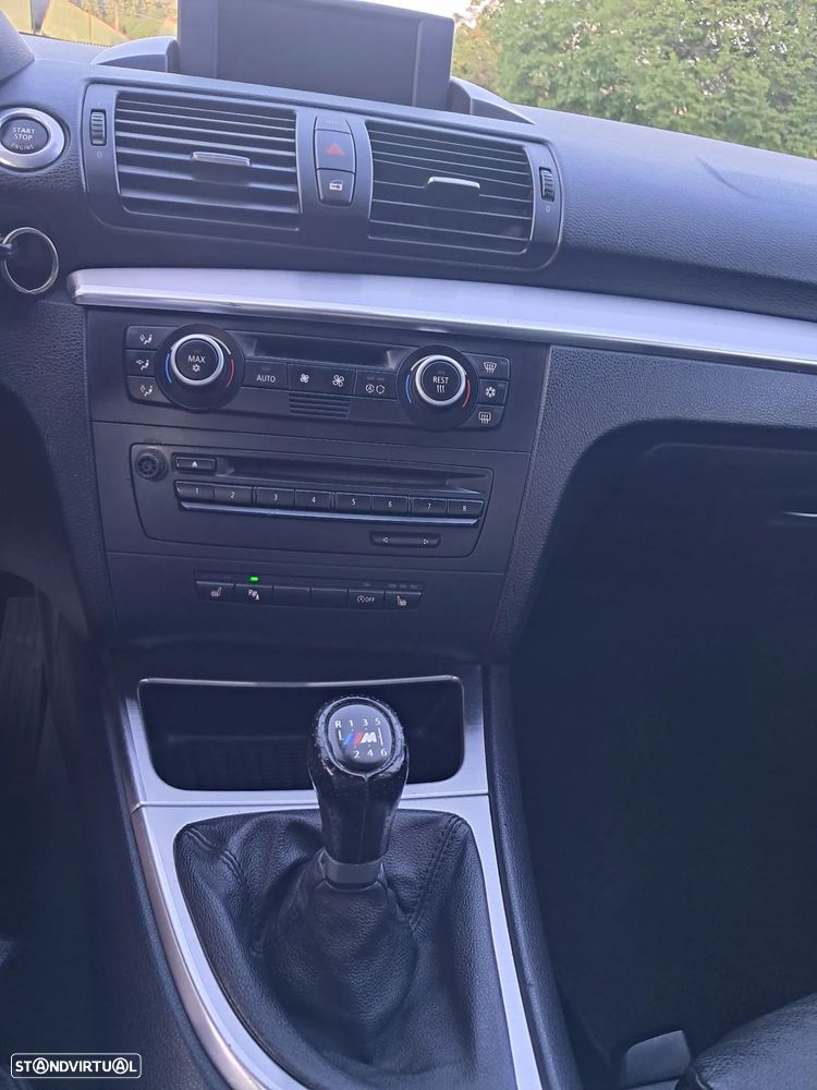 BMW 120 d DPF Edition Sport - 16