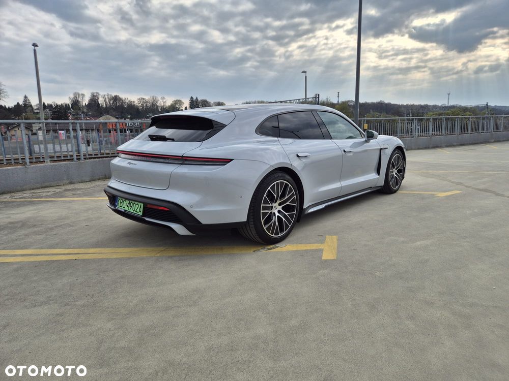 Porsche Taycan Sport Performancebatterie Plus - 11