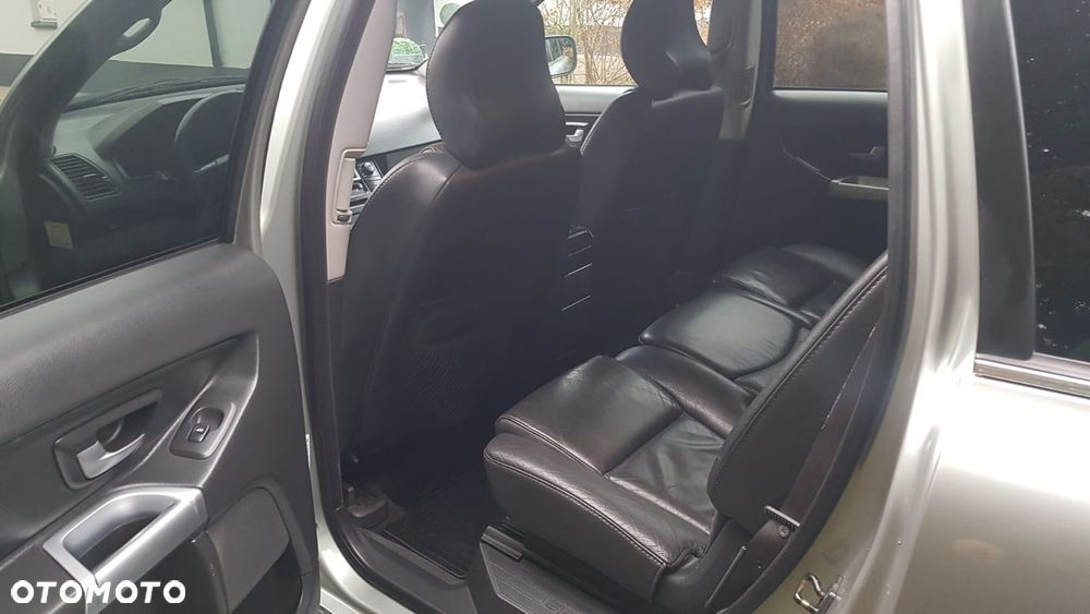 Volvo XC 90 2.4 D5 - 11