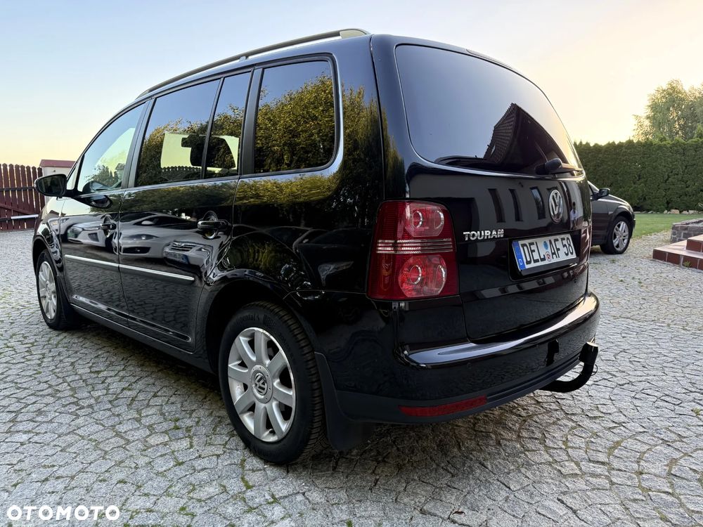 Volkswagen Touran 1.4 TSI Highline - 12