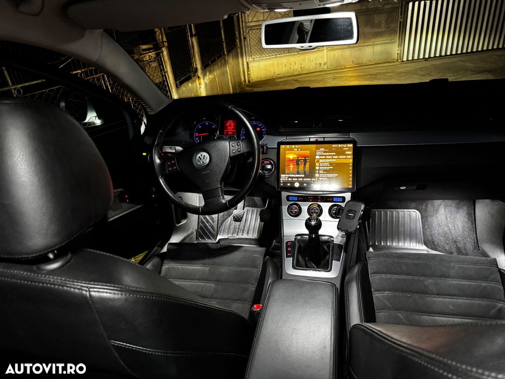 Volkswagen Passat 2.0 TDI Highline - 23