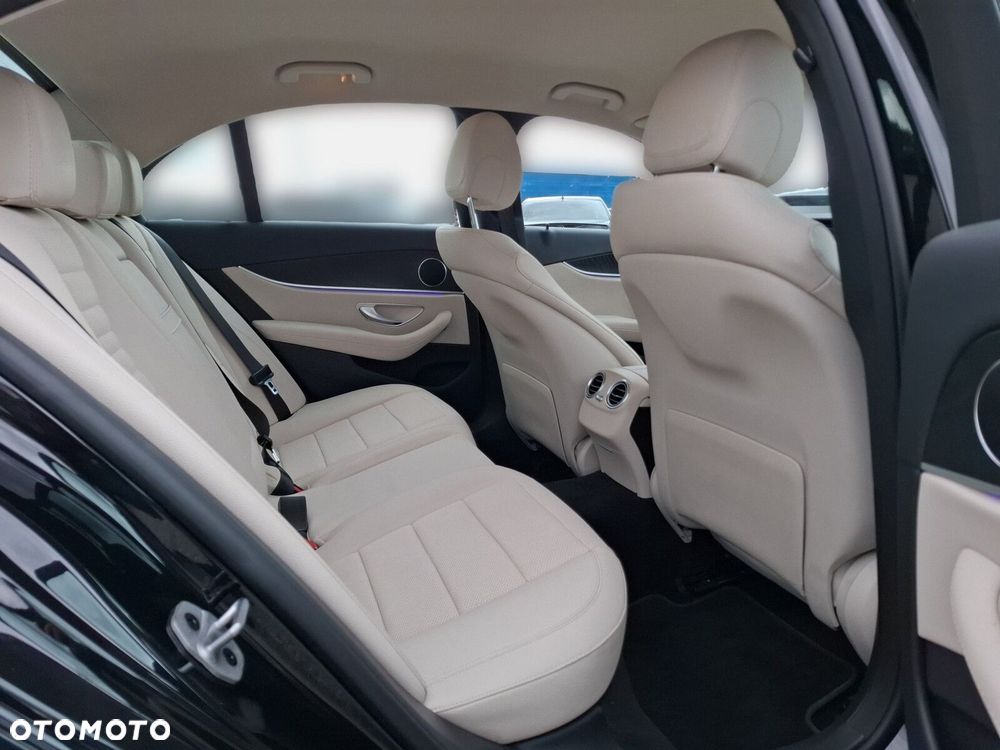 Mercedes-Benz Klasa E 220 d Avantgarde - 15