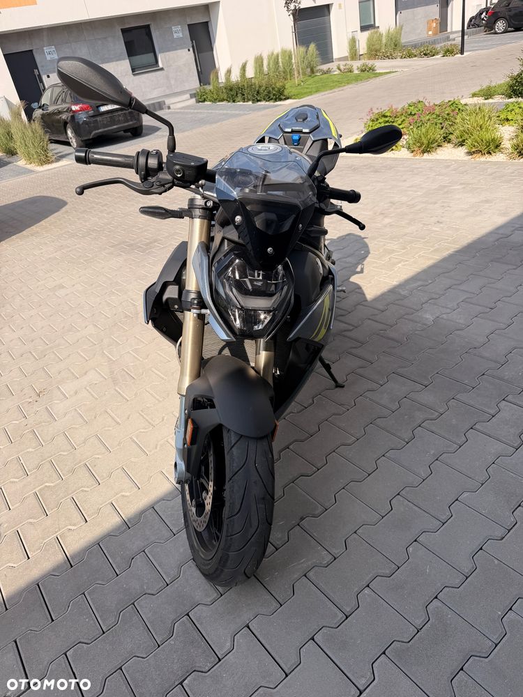BMW S - 3
