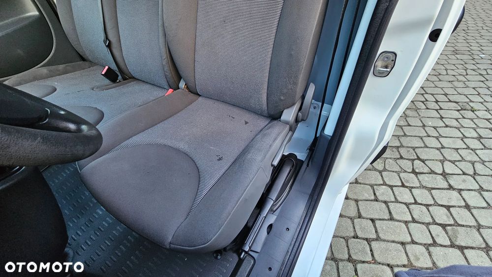 Peugeot Expert 2,0HDI 163KM L2 Długi 2016Rok Klima Webasto Kamera Nawigacja Hak Super Stan - 14