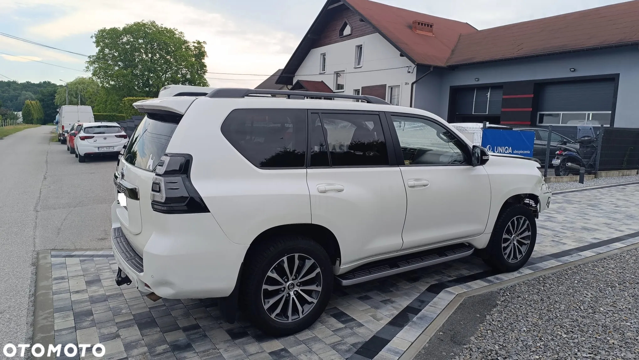Toyota Land Cruiser LC 2.8 D-4D Invincible - 3