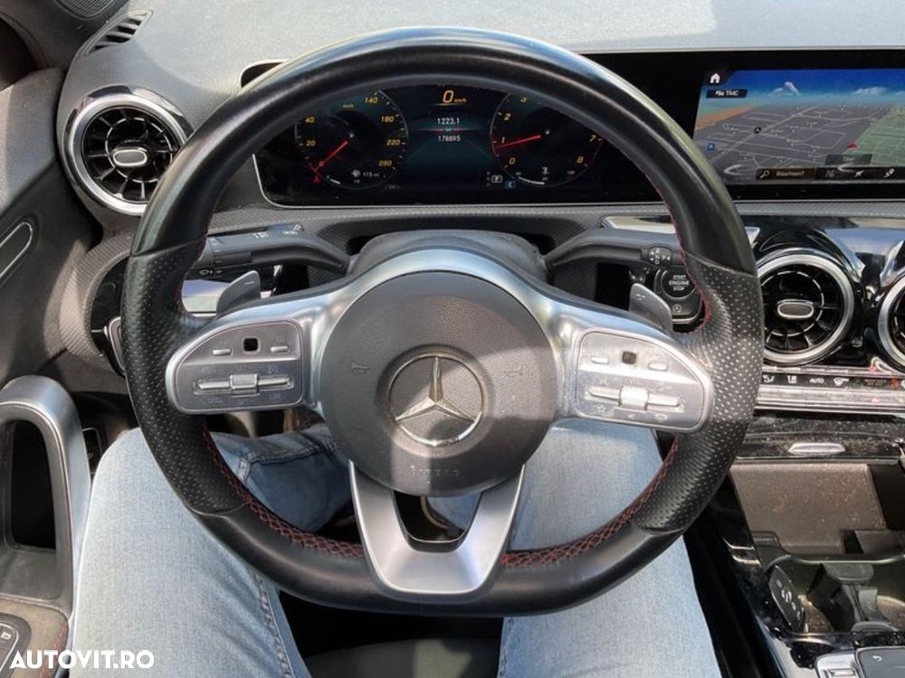 Mercedes-Benz A 180 7G-DCT AMG Line - 11