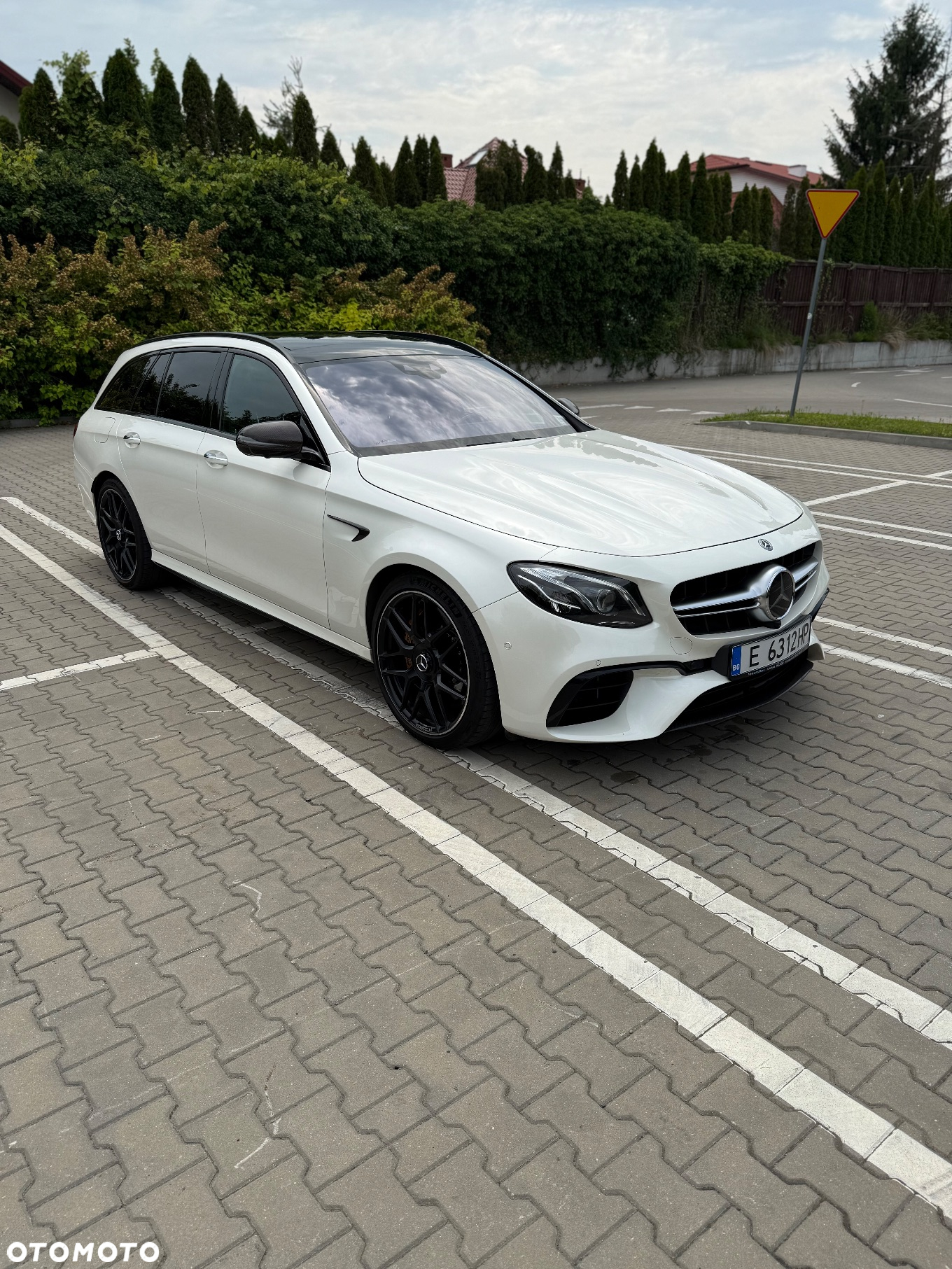 Mercedes-Benz Klasa E AMG 63 S 4-Matic+ - 5