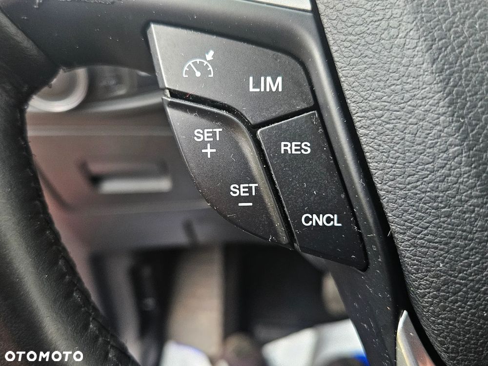 Ford S-Max ver-2-0-tdci-bi--turbo-titanium-powershift - 36