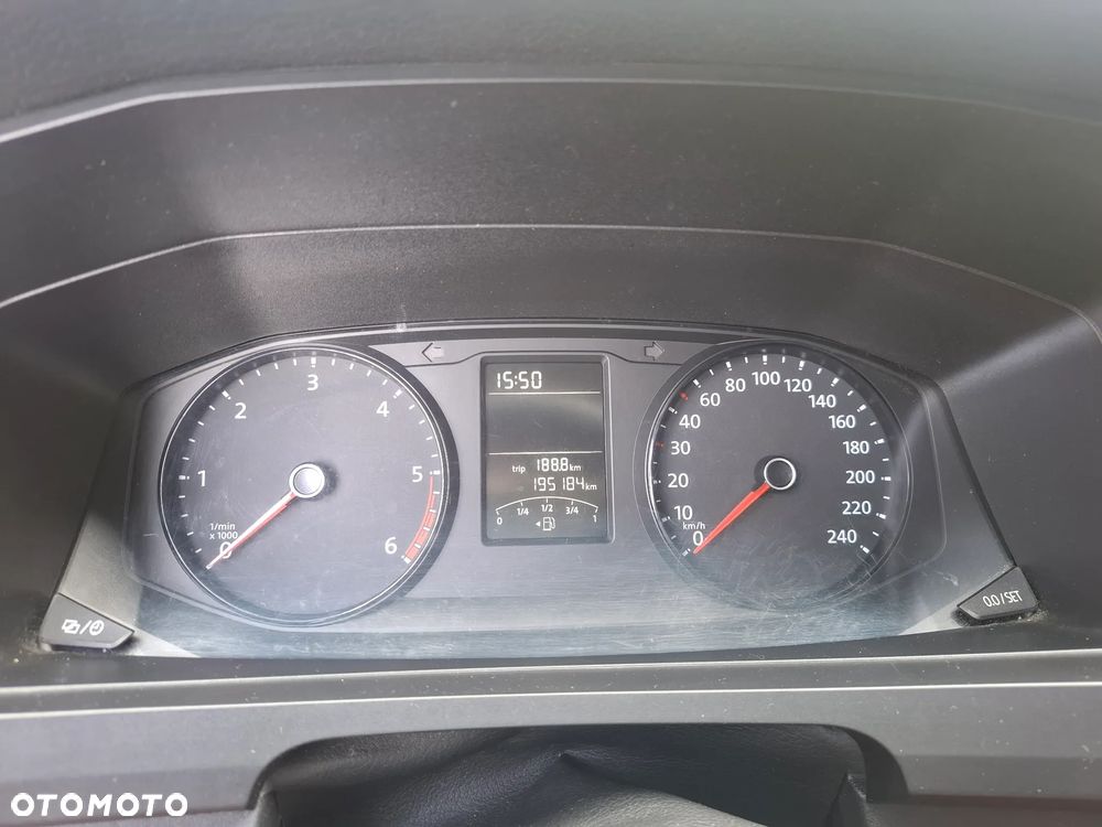 Volkswagen Transporter - 12