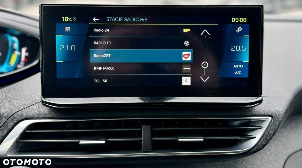 Peugeot 3008 1.6 PureTech Hybrid PHEV Allure Pack S&S EAT8 - 27