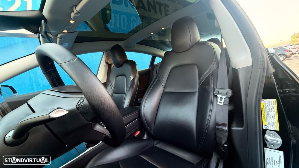 Tesla Model 3 Standard Range Plus RWD - 5