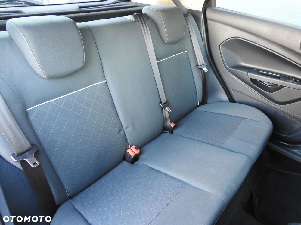 Ford Fiesta 1.4 Trend - 11