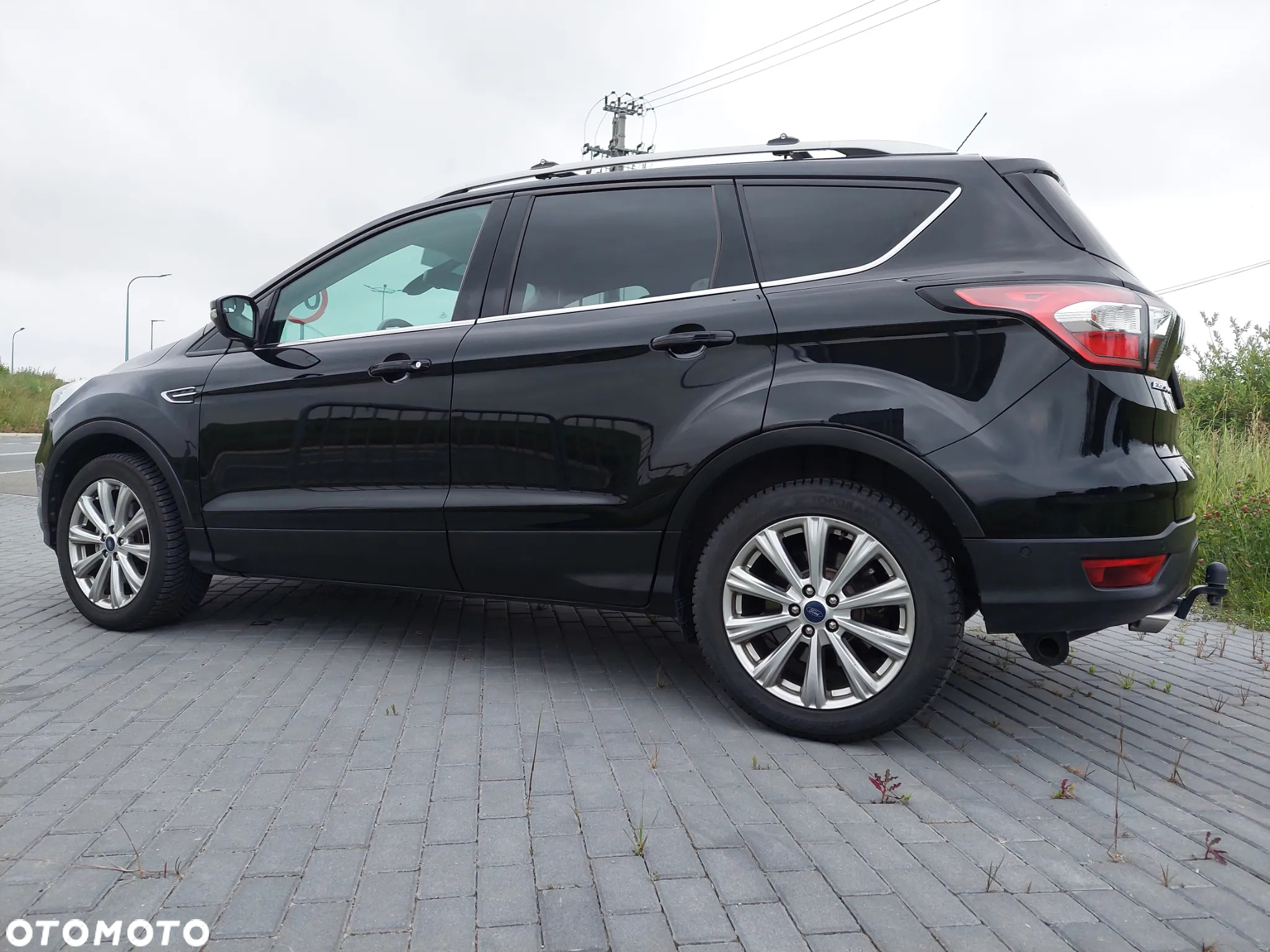 Ford Escape 2.0 EcoBoost AWD Titanium - 16