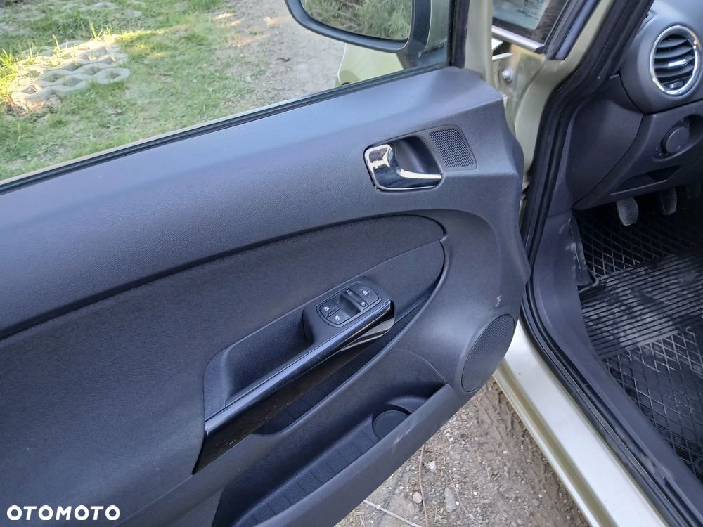 Opel Corsa - 13