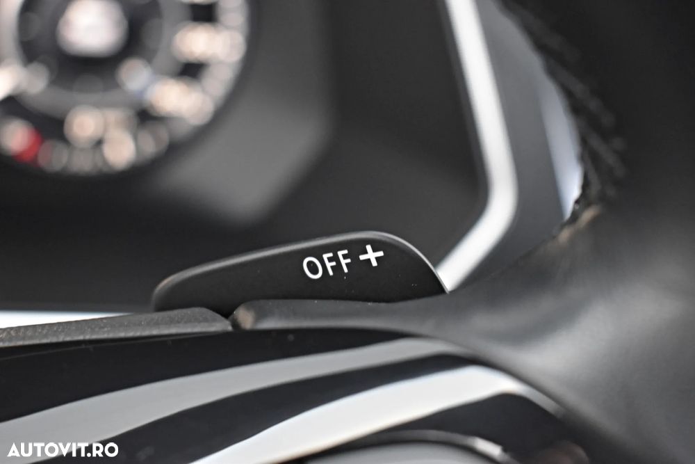 Volkswagen Tiguan 2.0 TDI SCR 4MOTION (BlueMotion Techn.) DSG Comfortline - 28