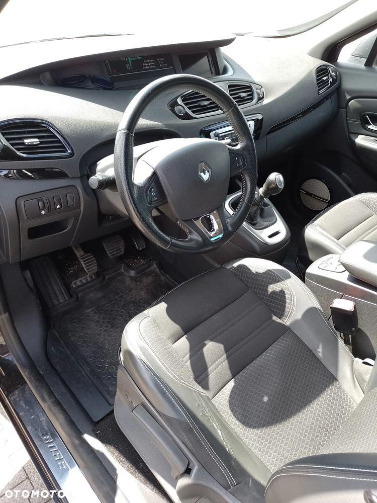 Renault Grand Scenic dCi 160 FAP Bose Edition - 12