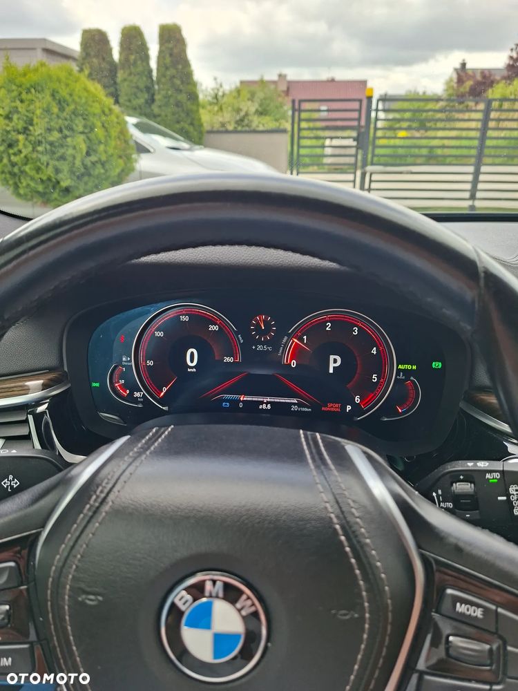BMW Seria 5 520d Luxury Line sport - 27
