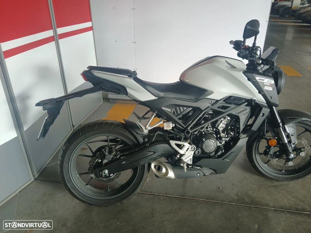 Honda CB CB 125 R - 6