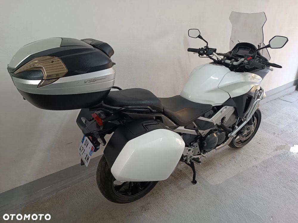 Honda VFR - 7
