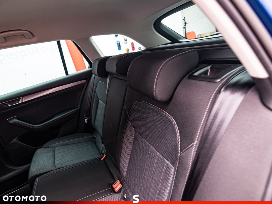 Skoda Superb 2.0 TDI SCR 4x4 Style DSG - 26