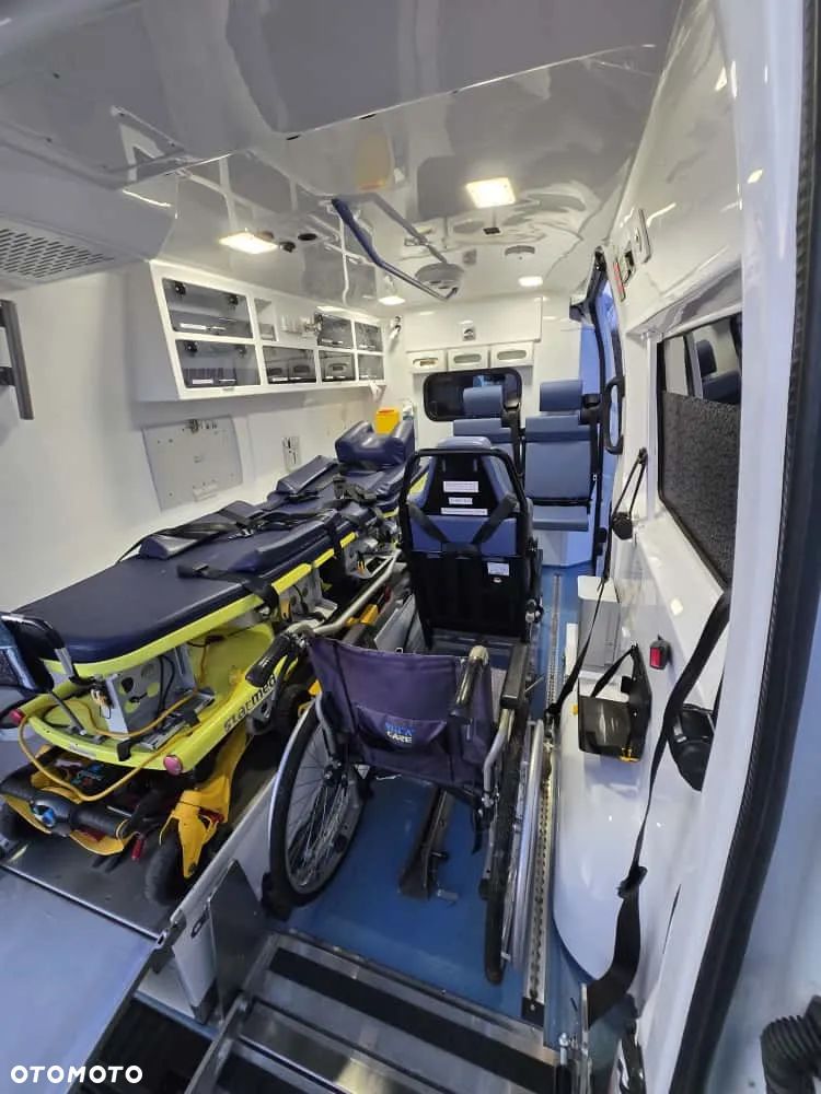 Renault Master Ambulans karetka - 4