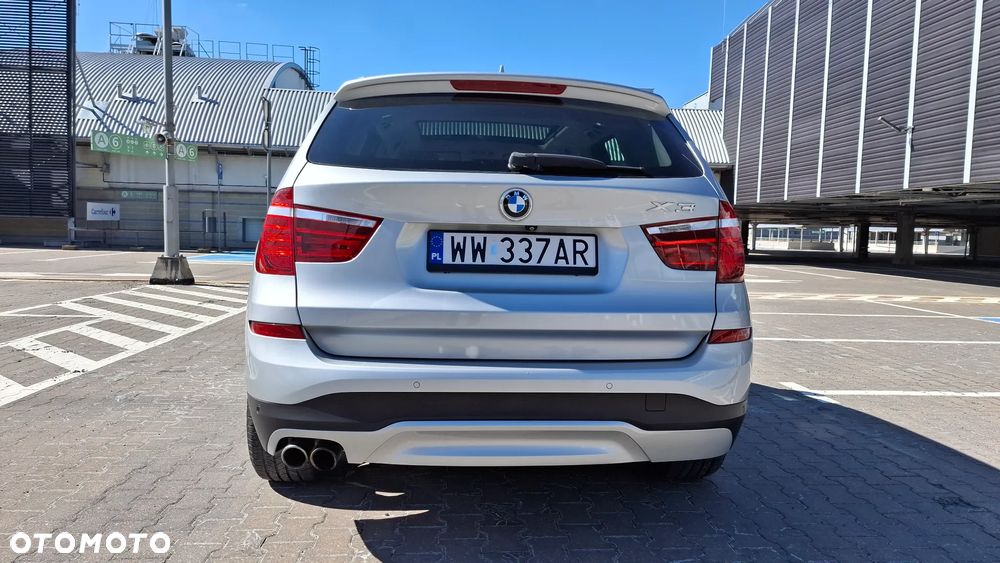 BMW X3 28i xDrive - 4