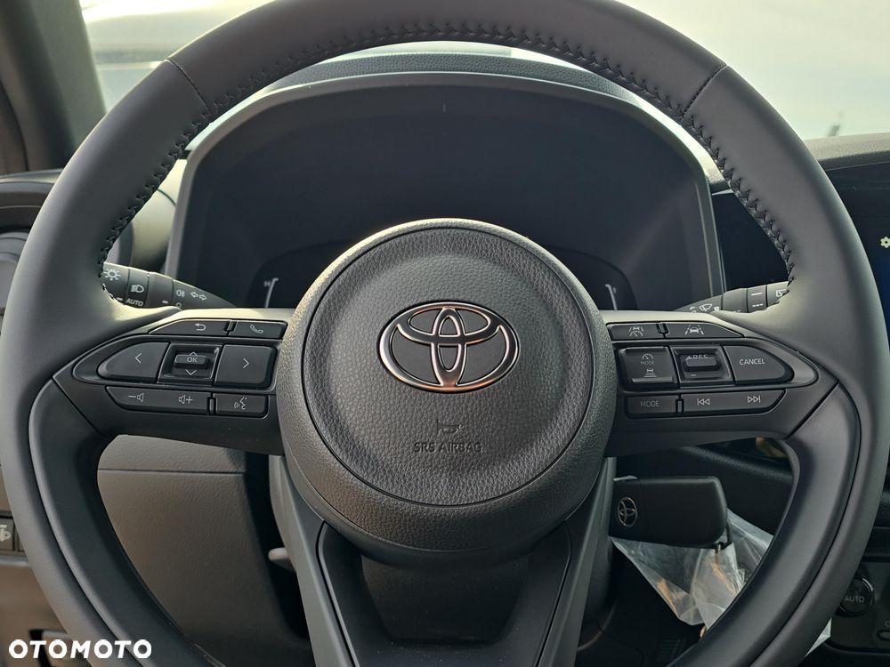 Toyota Aygo X Hybrid 1.5 Comfort e-CVT - 16