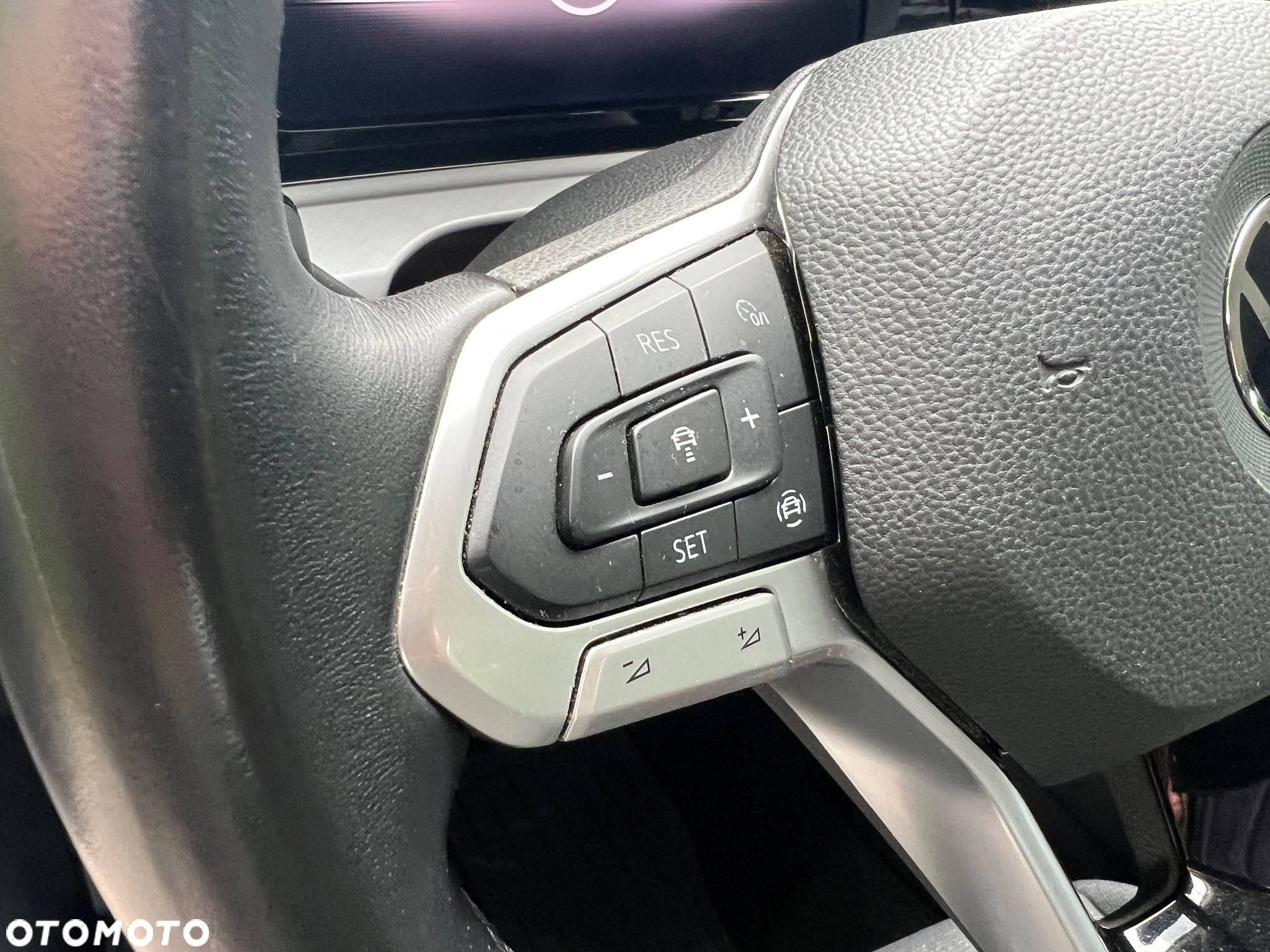 Volkswagen Golf VIII 1.5 TSI EVO Life - 14