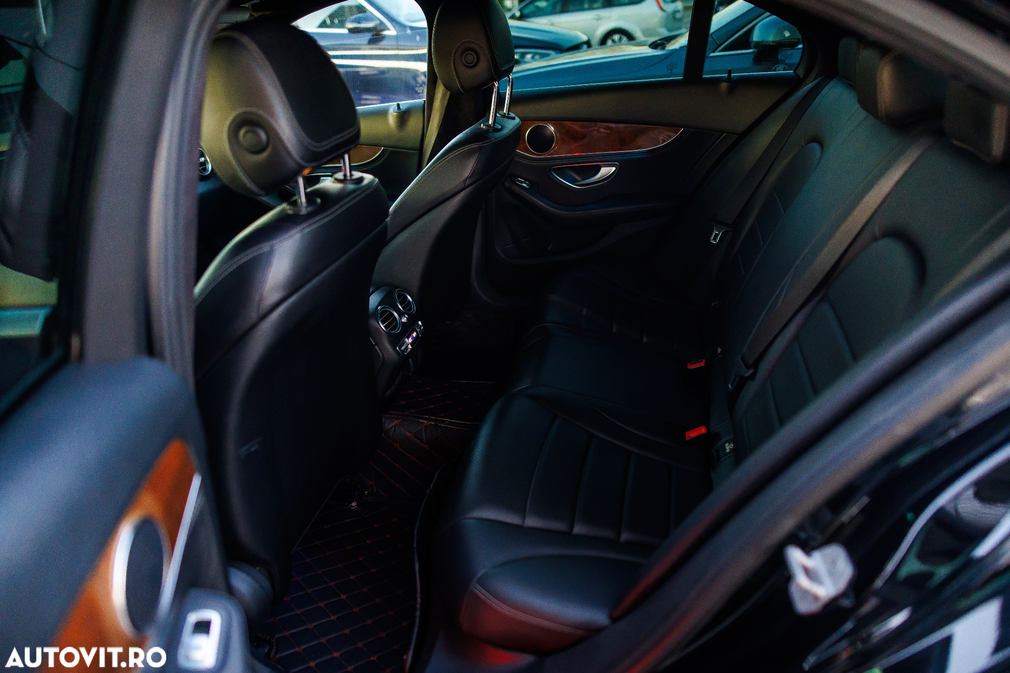 Mercedes-Benz C 220 (BlueTEC) d 7G-TRONIC Avantgarde - 10