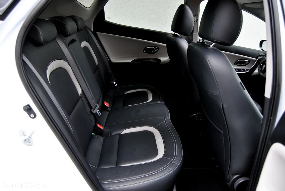Kia Ceed 1.6 GDI Spirit - 24