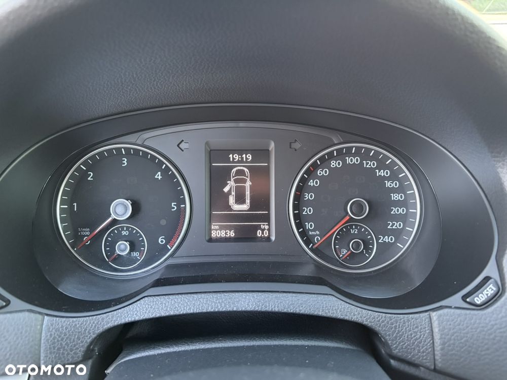 Volkswagen Sharan 2.0 TDI BMT Comfortline - 15