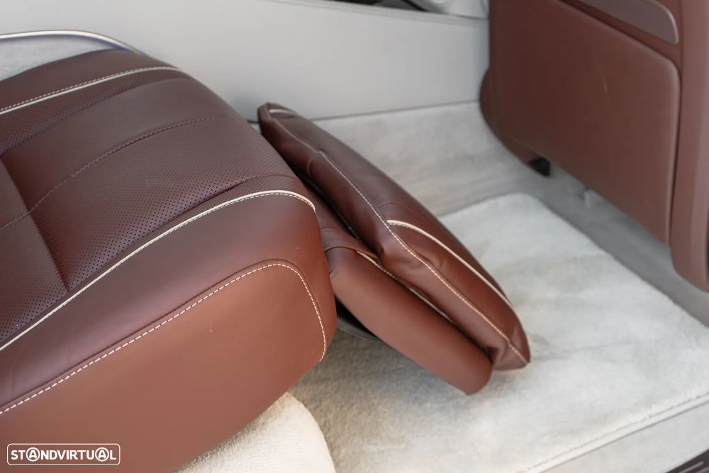 Mercedes-Benz GLS 600 Maybach 4Matic - 50