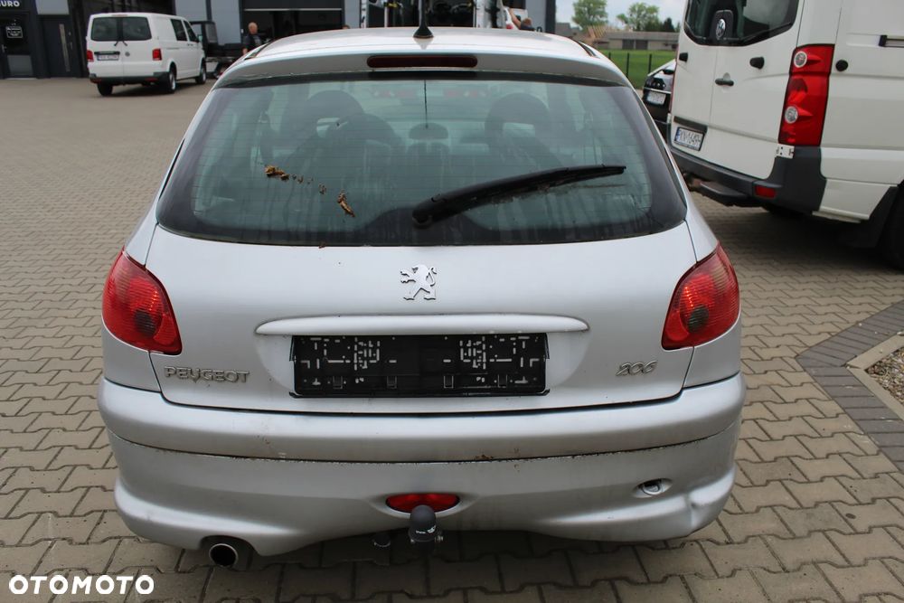 Peugeot 206 75 JBL - 6