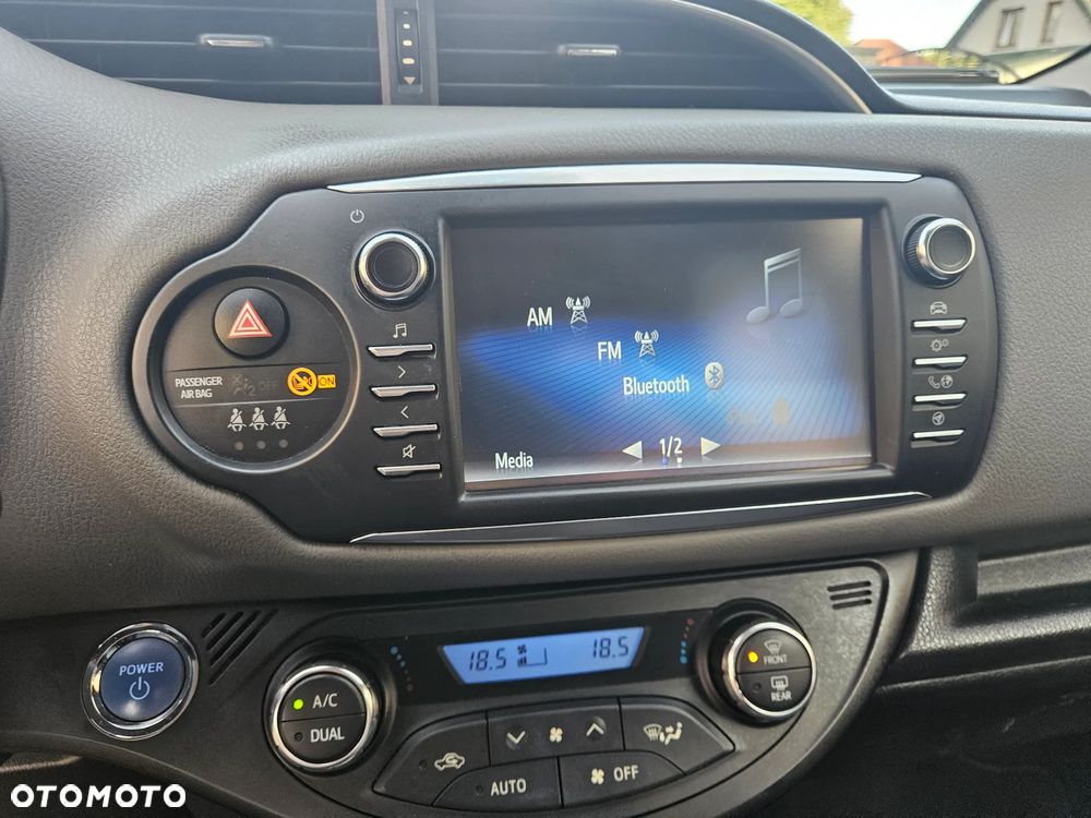 Toyota Yaris Hybrid 1.5 VVT-i Club - 23