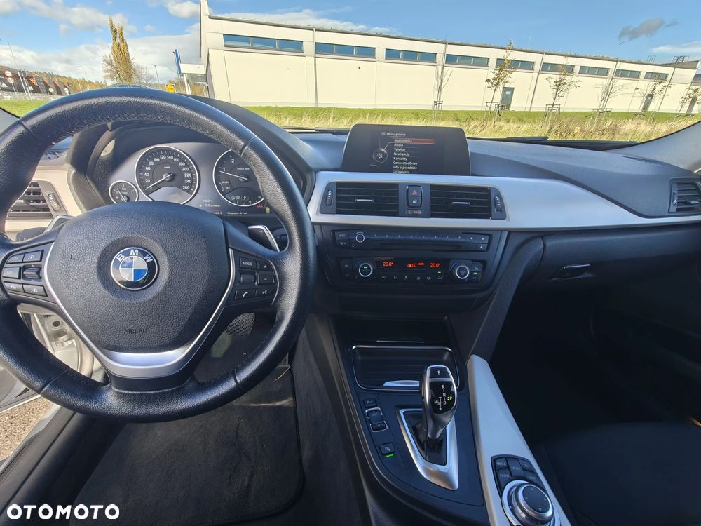 BMW Seria 3 - 2