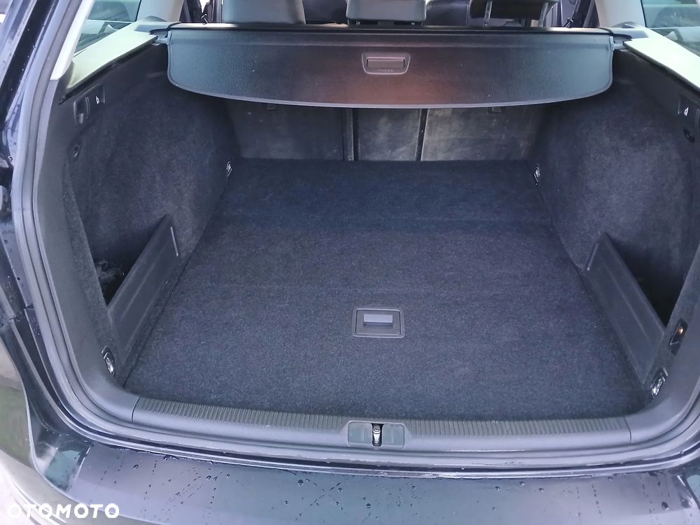 Volkswagen Passat 2.0 TDI DSG BlueMotion Technology Highline - 18