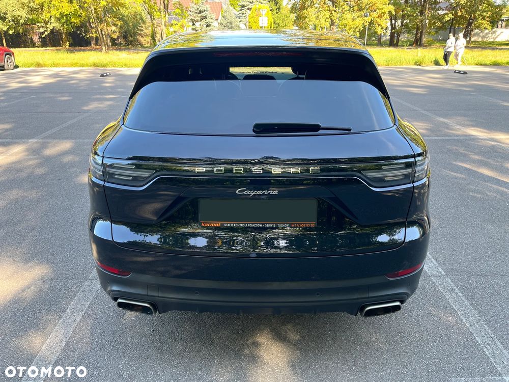 Porsche Cayenne - 6