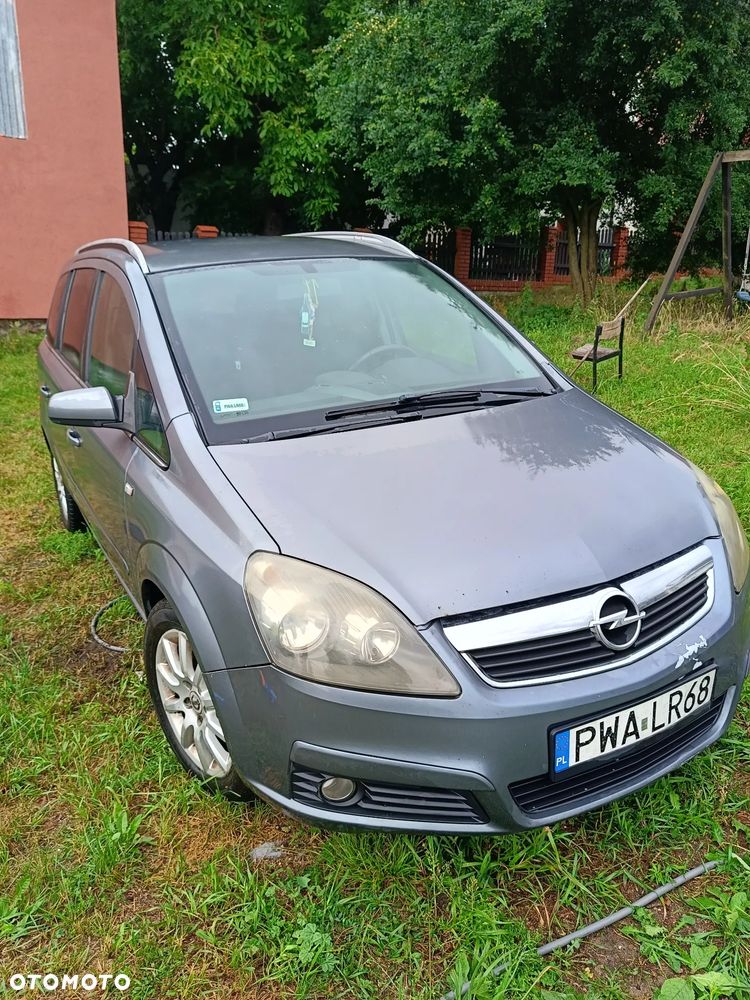 Opel Zafira 1.9 CDTI Elegance ActiveSelect - 2