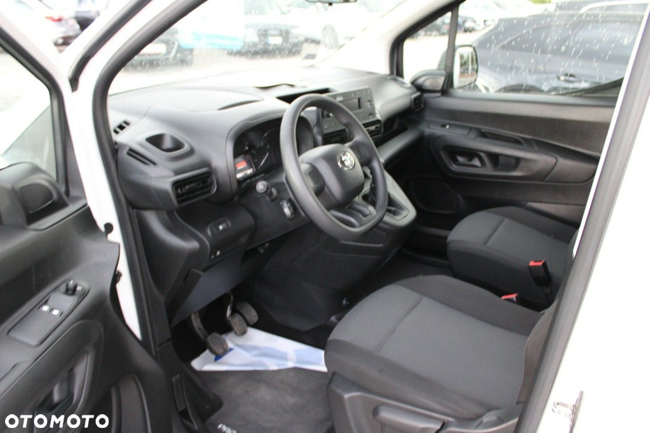 Toyota Proace City - 12