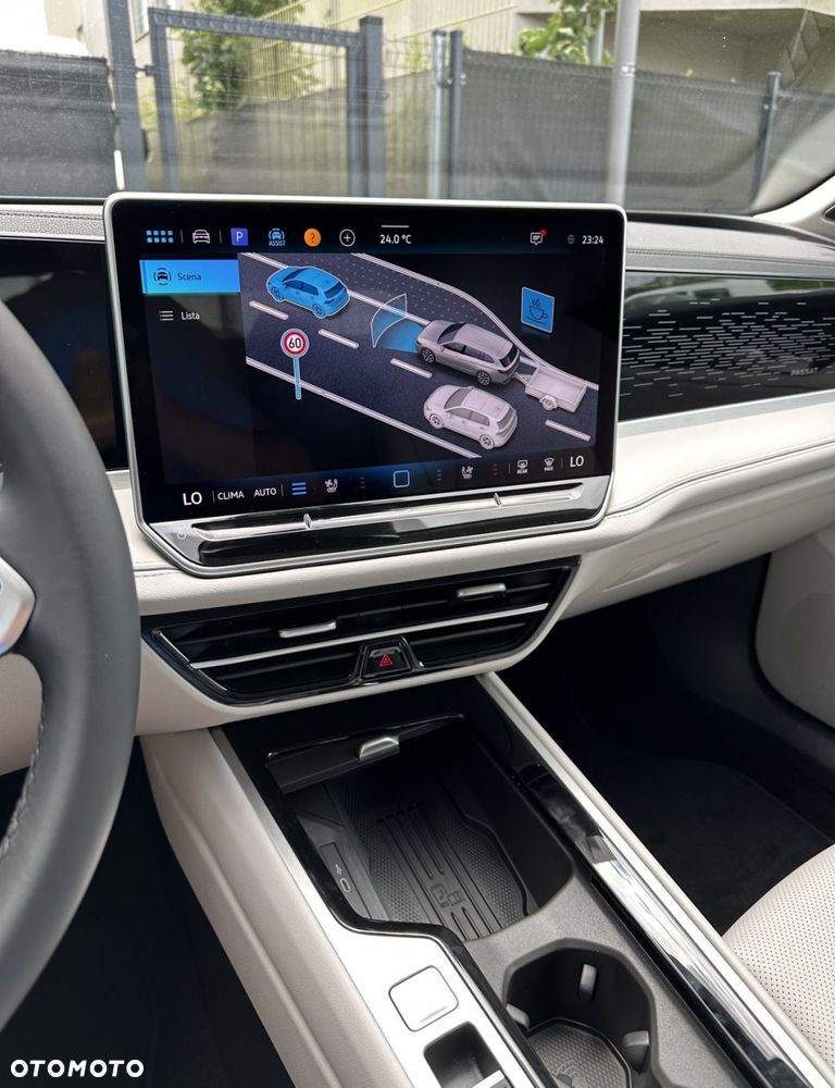 Volkswagen Passat 1.5 TSI EVO Elegance DSG - 28