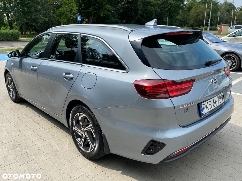 Kia Ceed 1.6 CRDi mHEV L - 5
