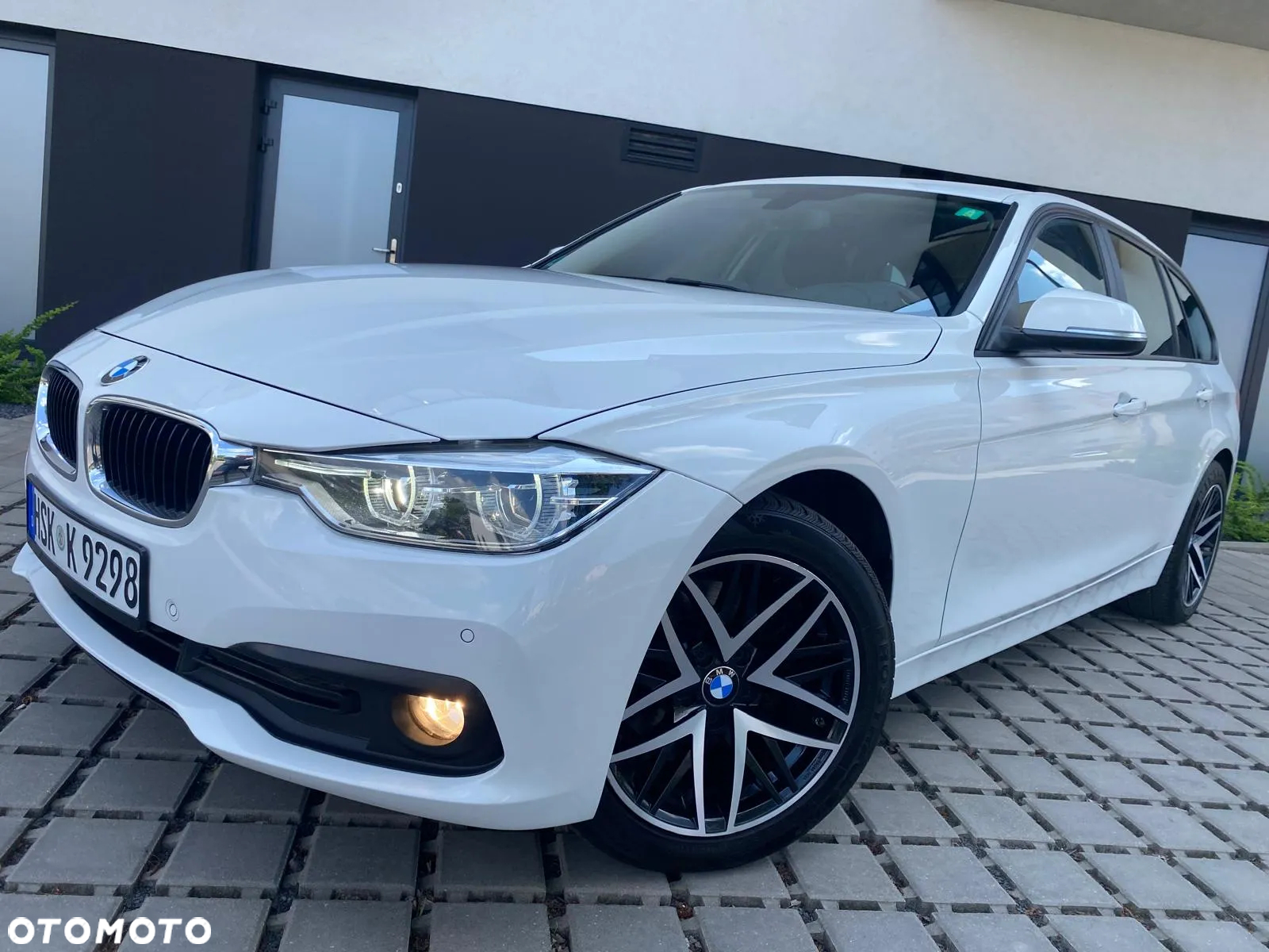 BMW Seria 3 320d Luxury Line - 4