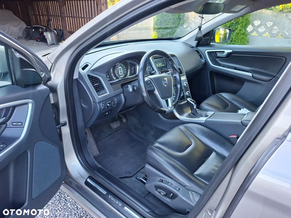 Volvo XC 60 D4 Drive-E Summum - 7