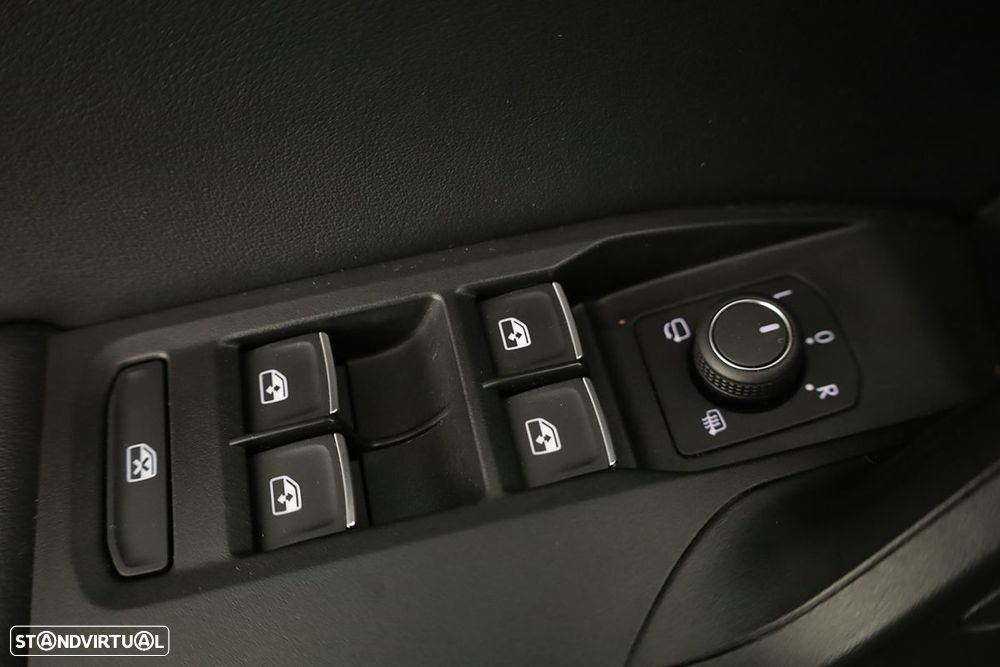 SEAT Leon ST 1.5 TSI e-Hybrid FR DSG - 19